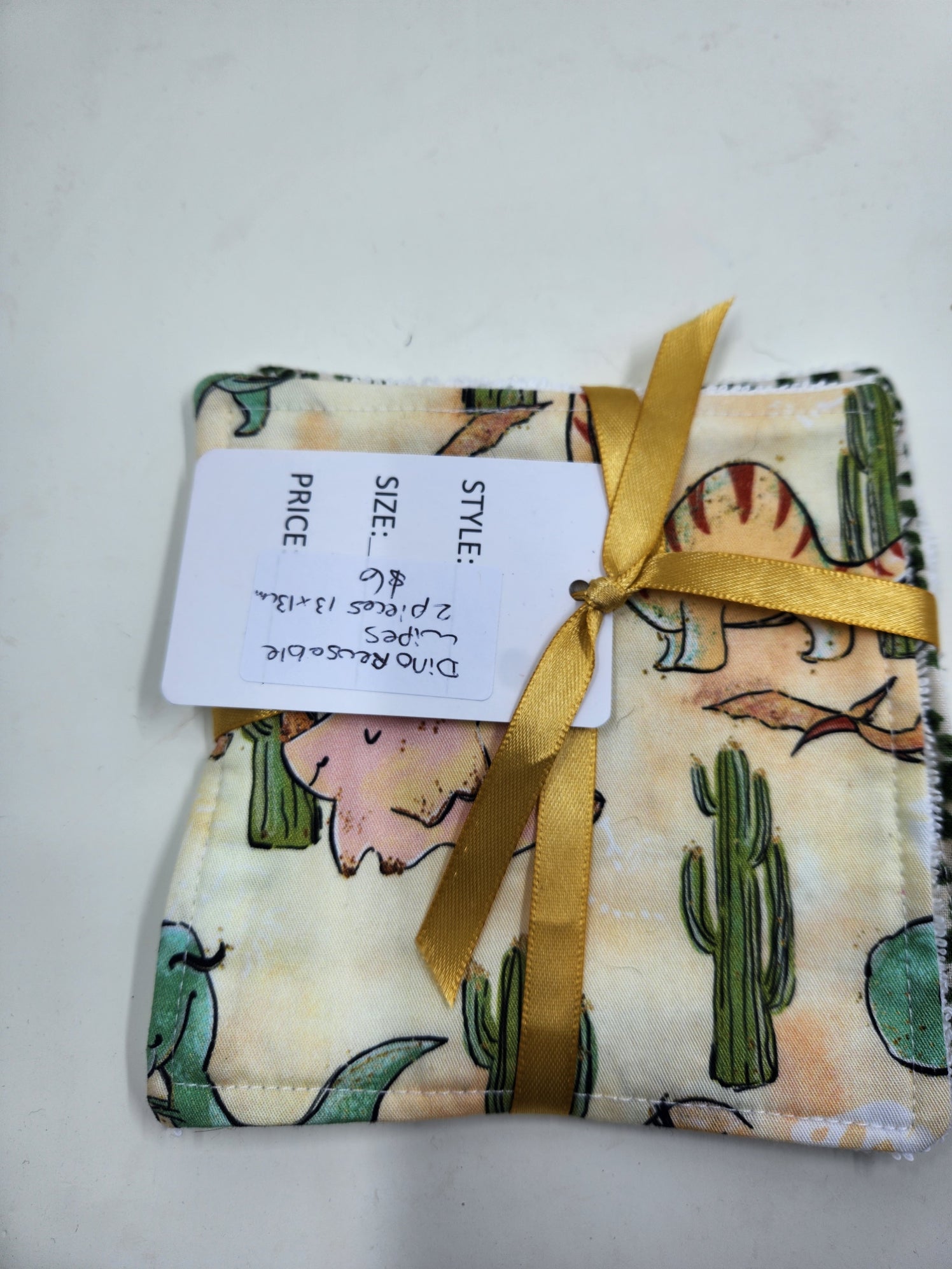 Environmentally Friendly Reusable Wipes Set Cream Dinos