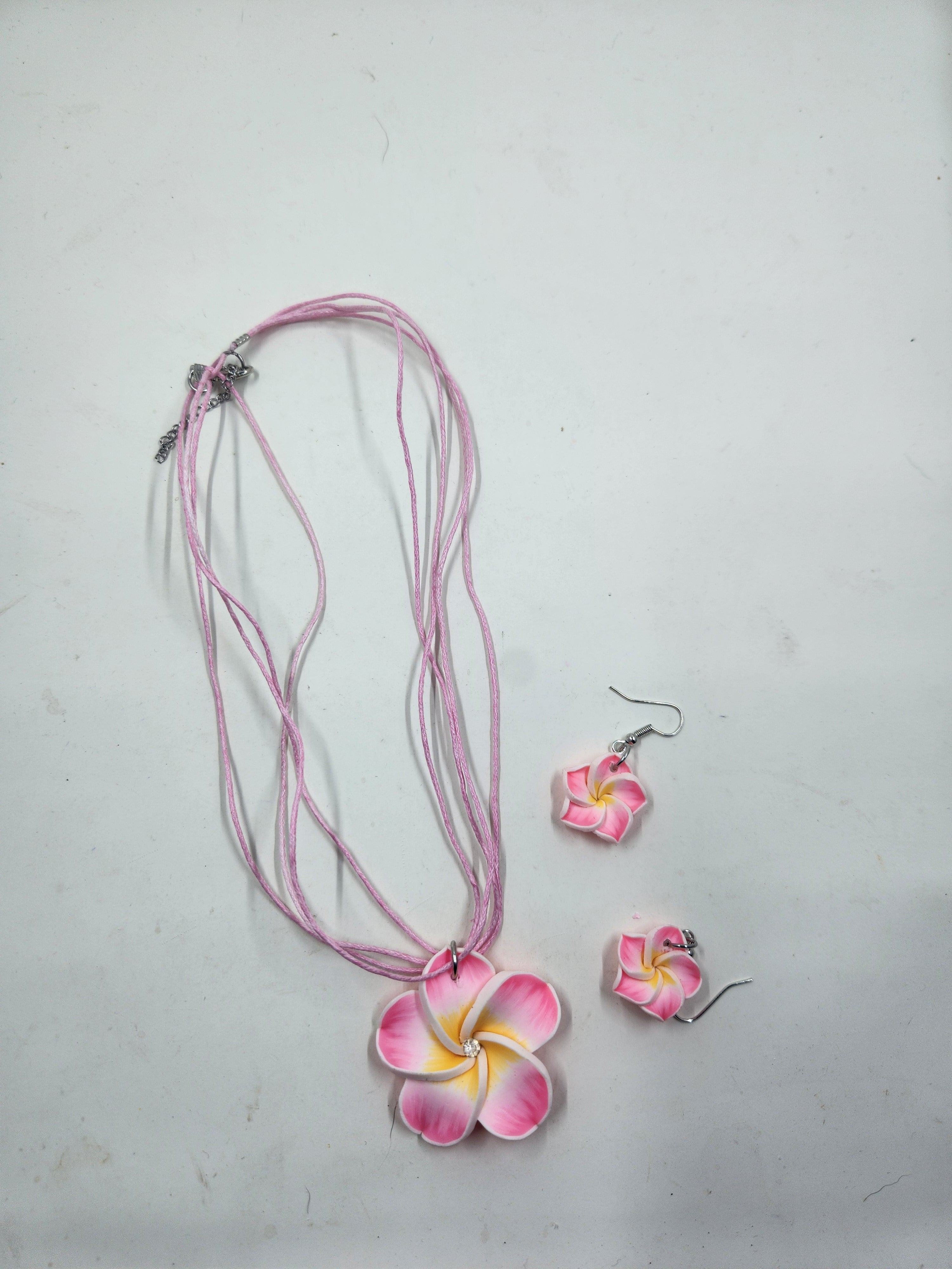 Frangipani Earring + Necklace Set