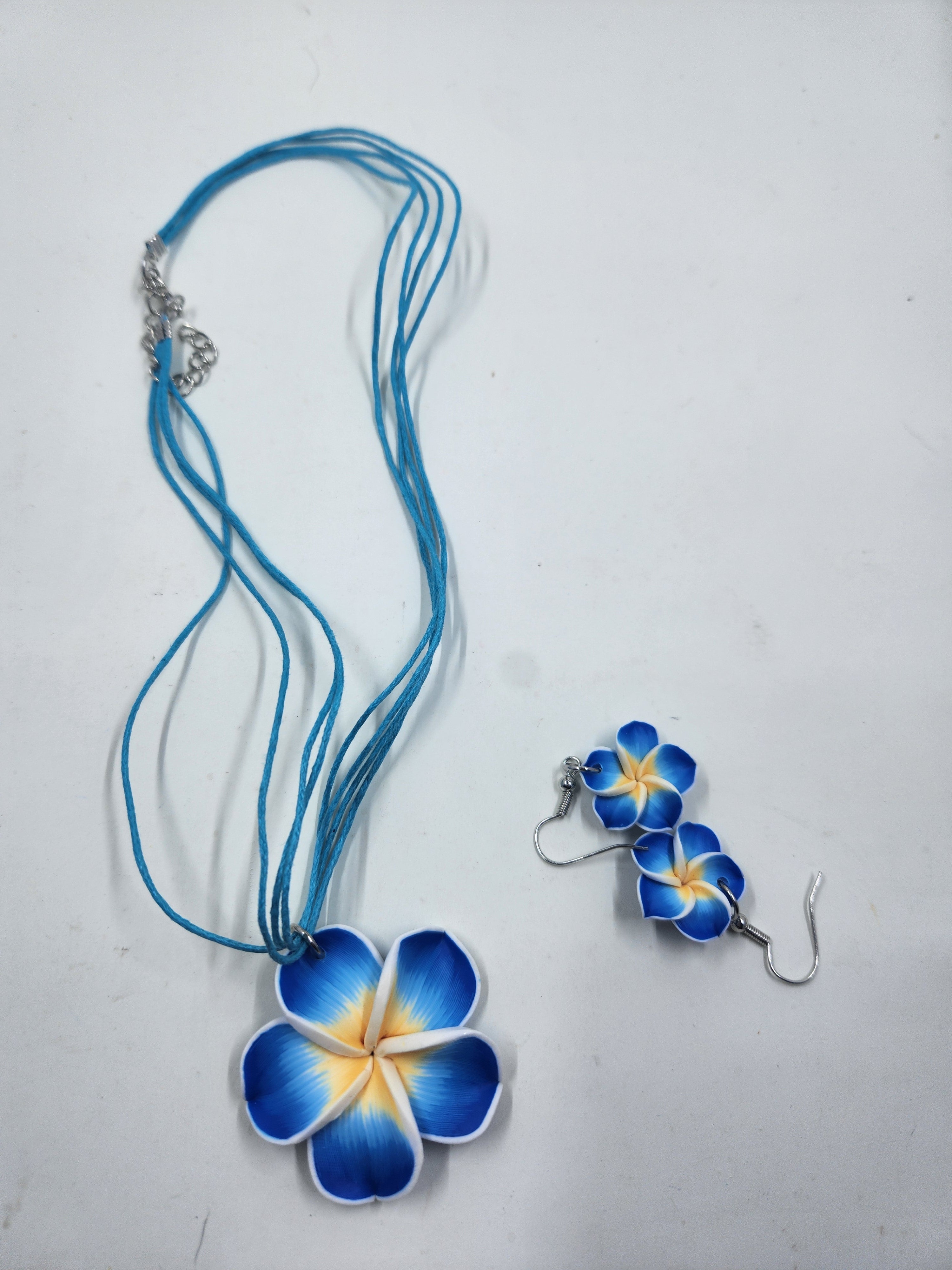 Frangipani Earring + Necklace Set